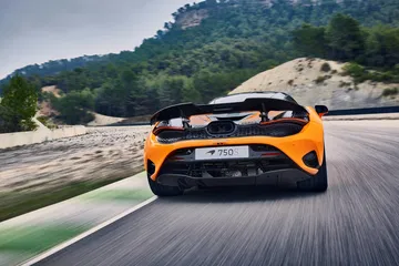 Mclare 750s 2023 78