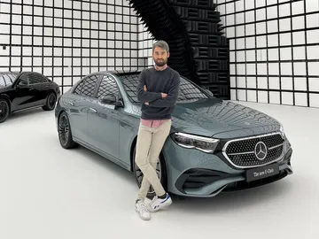 Mercedes W214 Contacto