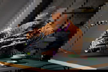 Peugeot 9x8 Le Mans Lego Technic 2023 02