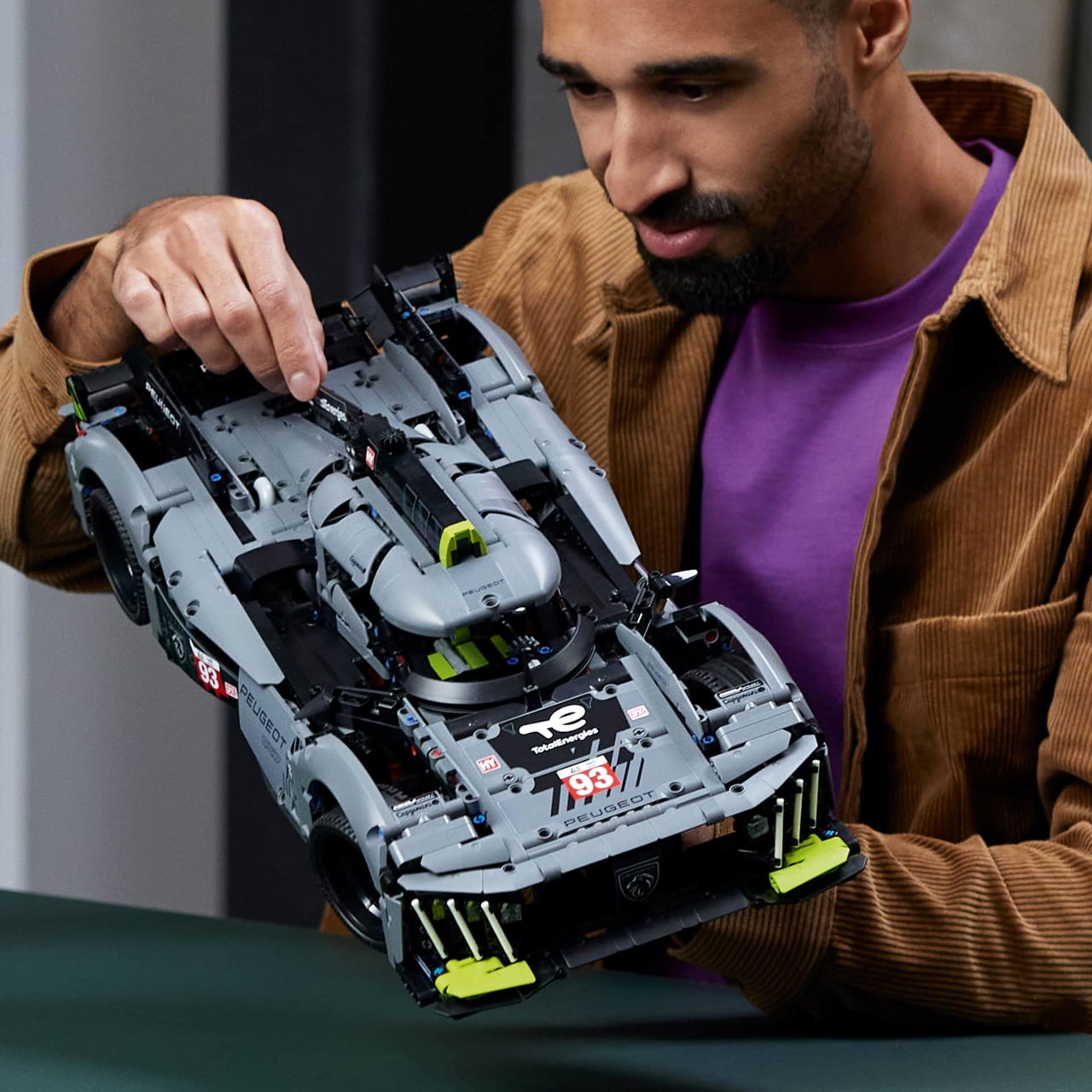 Peugeot 9x8 Le Mans Lego Technic 2023 07