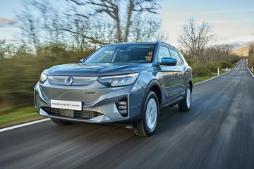 Ssangyong Korando E Motion 2023 Movimiento Platinum Grey Gris 06