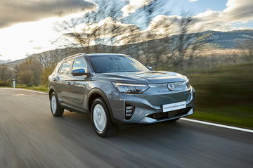 Ssangyong Korando E Motion 2023 Movimiento Platinum Grey Gris 08