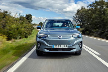 Ssangyong Korando E Motion 2023 Movimiento Platinum Grey Gris 27