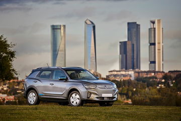 Ssangyong Korando E Motion 2023 Movimiento Platinum Grey Gris 36