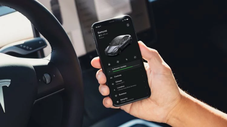 Tesla Software Update Telefono Movil Renault