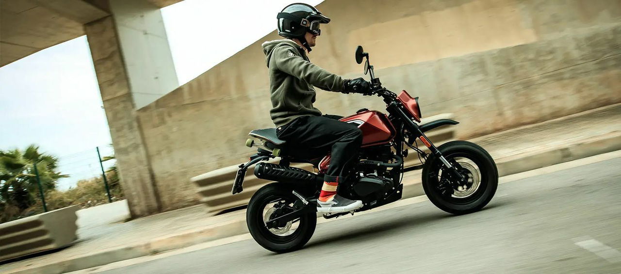 Brixton Crossfire 125 Xs 1