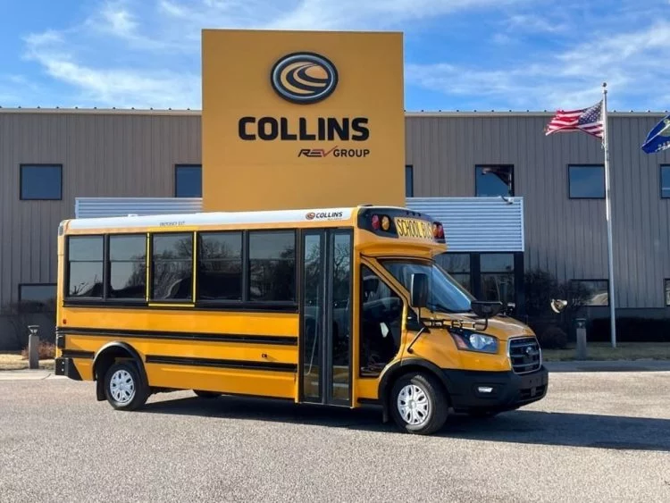 Collins Bus Autobus Electrico 3