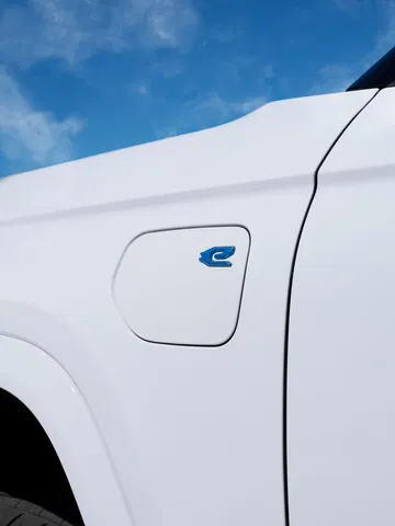 Imagen de la toma de combustible del Jeep Grand Cherokee.