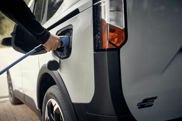 Ford Unveils All Electric E Tourneo Courier Delivering Maximum S