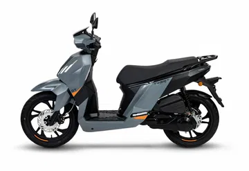 Peugeot Tweet 125cc10