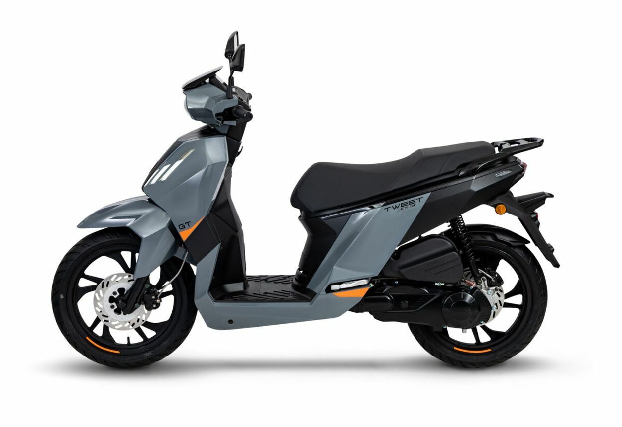 Peugeot Tweet 125cc10