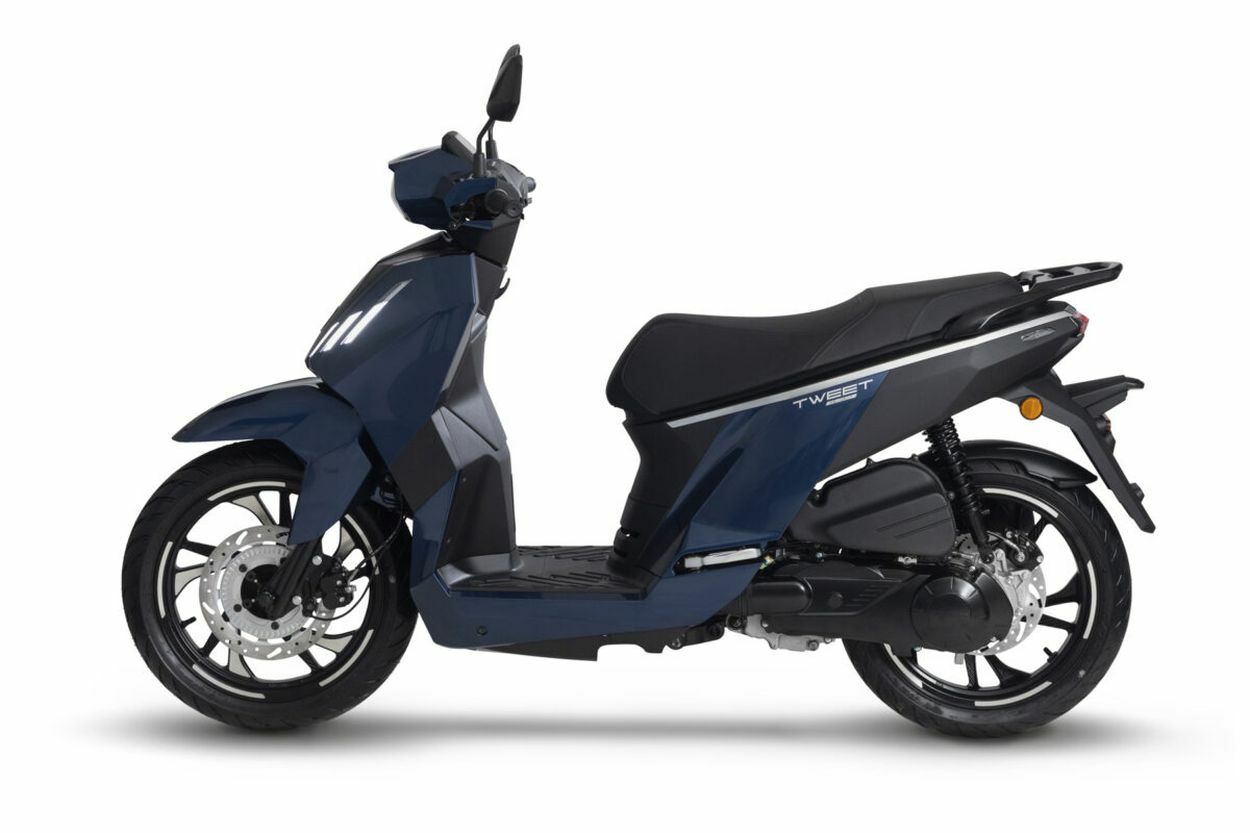 Peugeot Tweet 125cc11