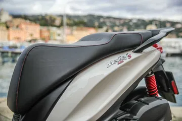 Piaggio Medley 125cc43