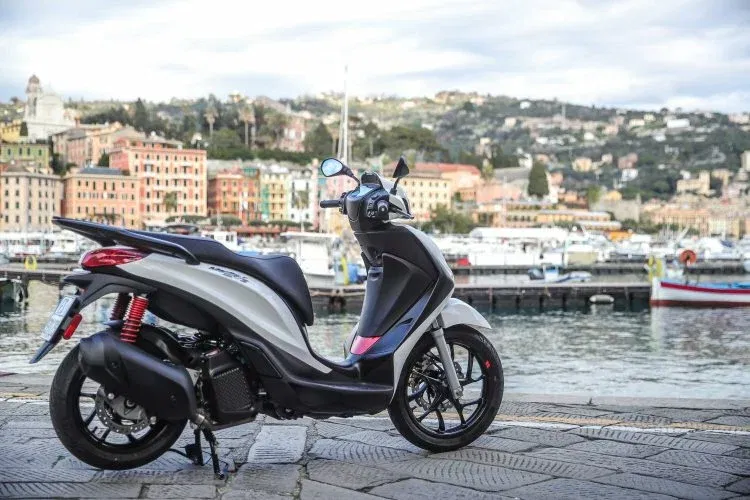 Piaggio Medley 125cc69