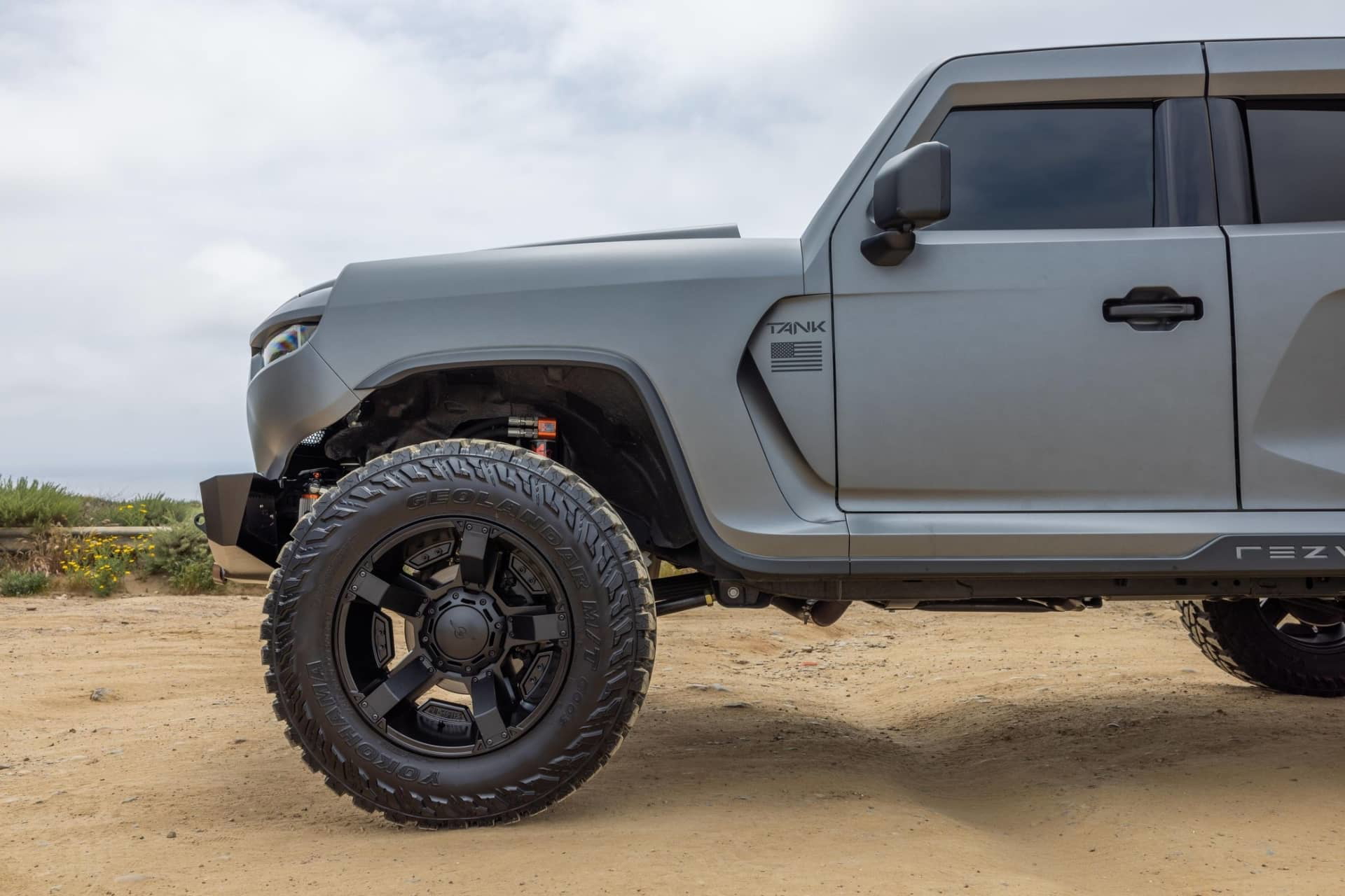 Rezvani Tank V8 Demon 24