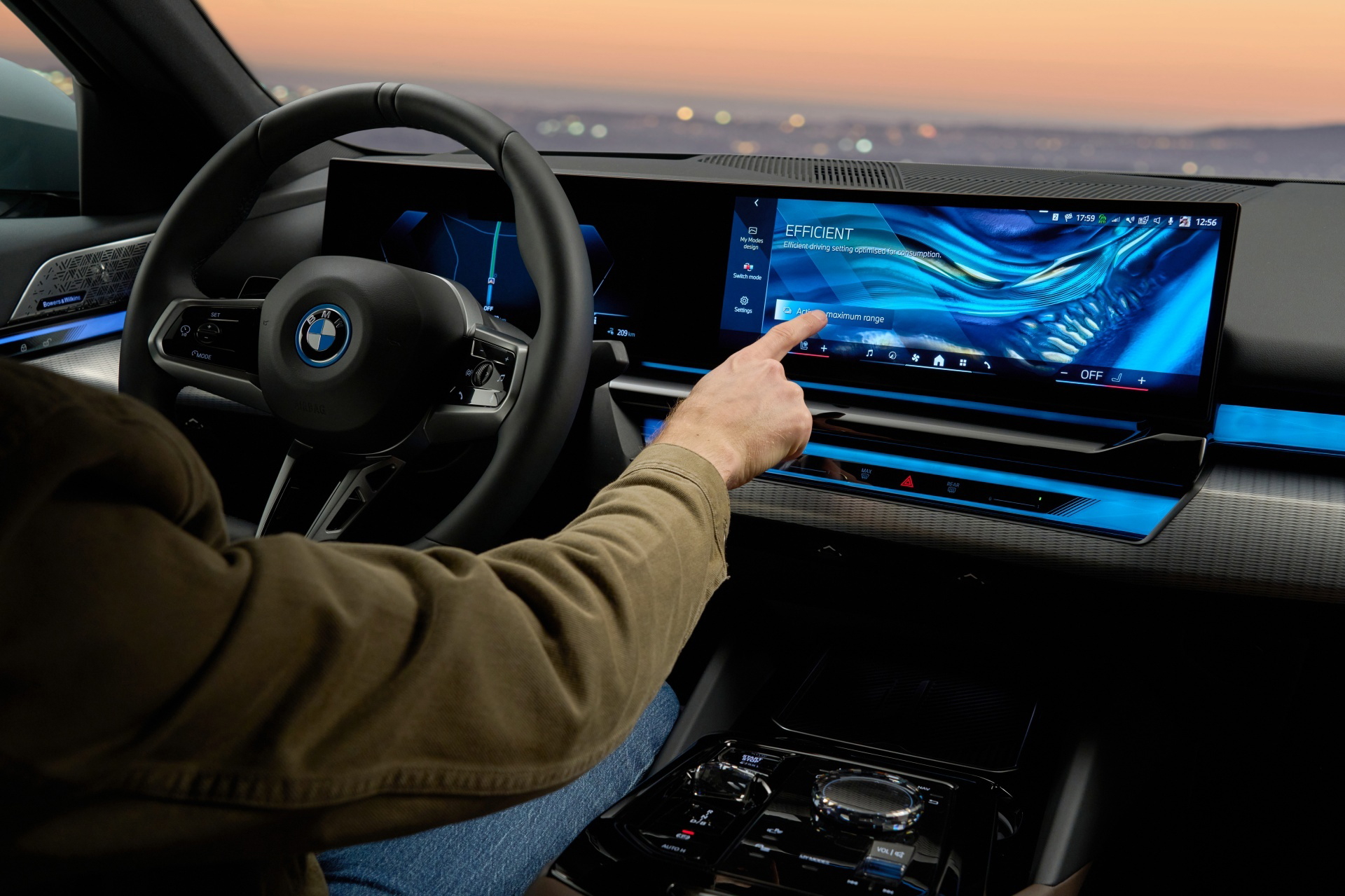 Vista del avanzado sistema de infotainment del BMW Serie 5.