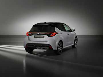 Toyota Yaris 25 Anos 3