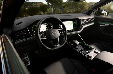 Volkswagen Touareg R Line