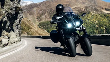 Yamaha Niken Gt 2023 22