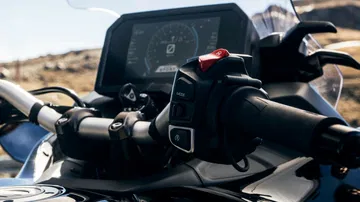 Yamaha Niken Gt 2023 9