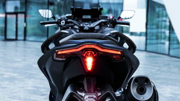 Yamaha Tmax 2023 19