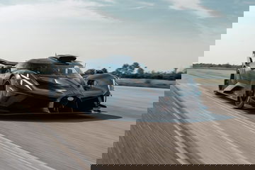 Bugatti Bolide Carbon 2023 04