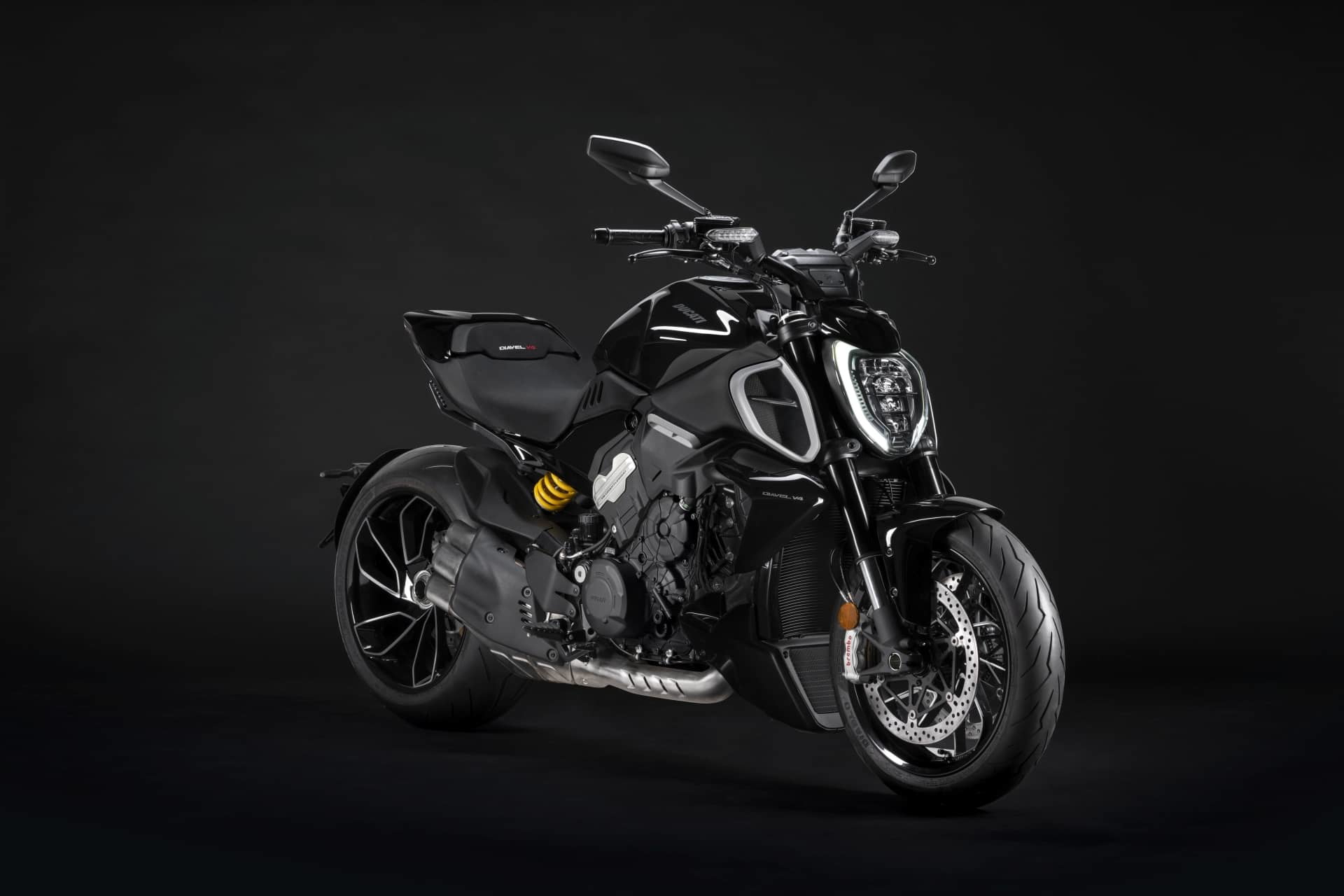 Ducati Diavel V4 2023 10