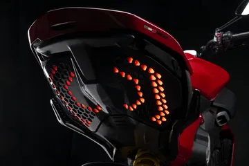 Ducati Diavel V4 2023 11