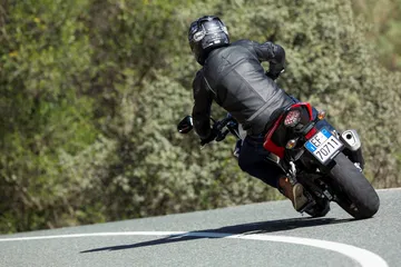 16ym Cb500f