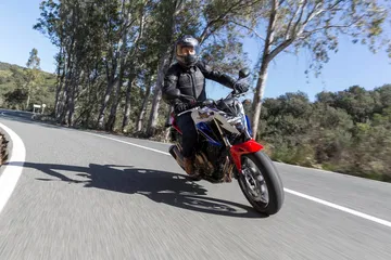 16ym Cb500f