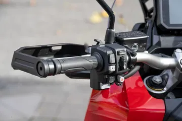 21ym Honda Forza 750