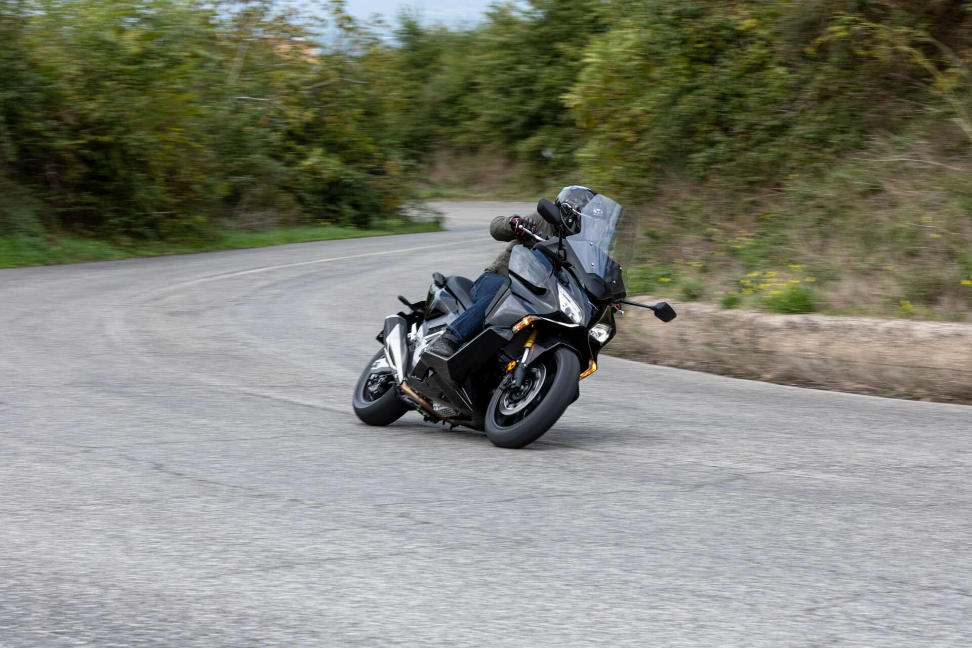 21ym Honda Forza 750