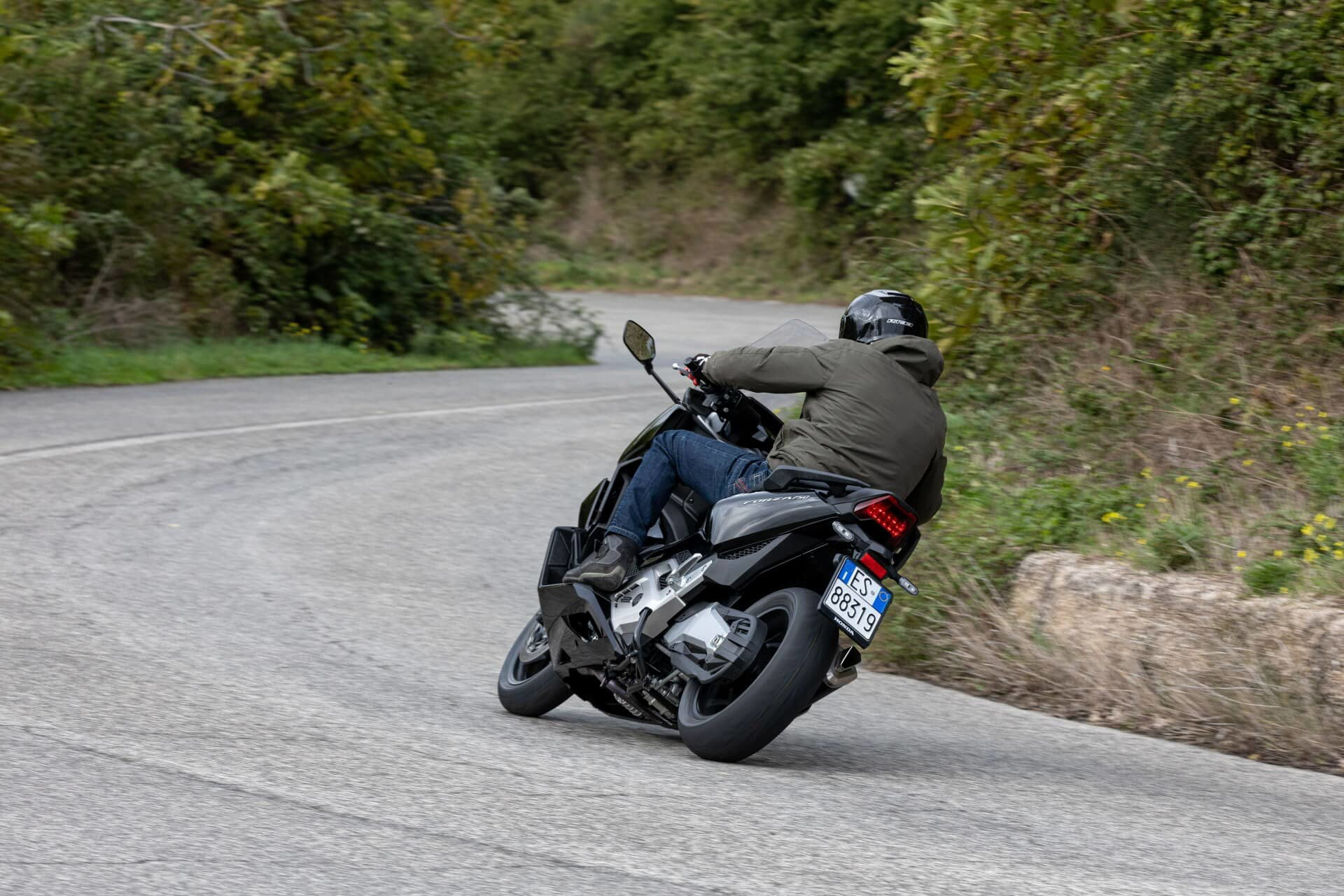 21ym Honda Forza 750