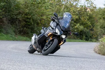 21ym Honda Forza 750