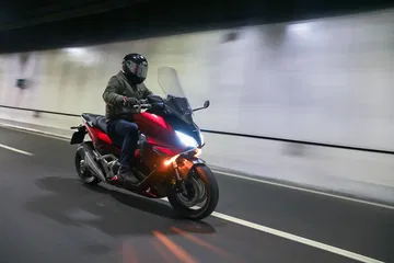 21ym Honda Forza 750