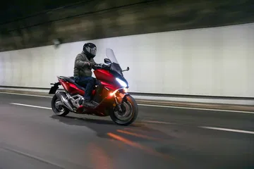 21ym Honda Forza 750