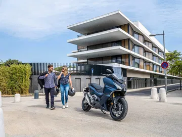 21ym Honda Forza 750