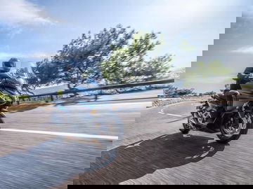 21ym Honda Forza 750