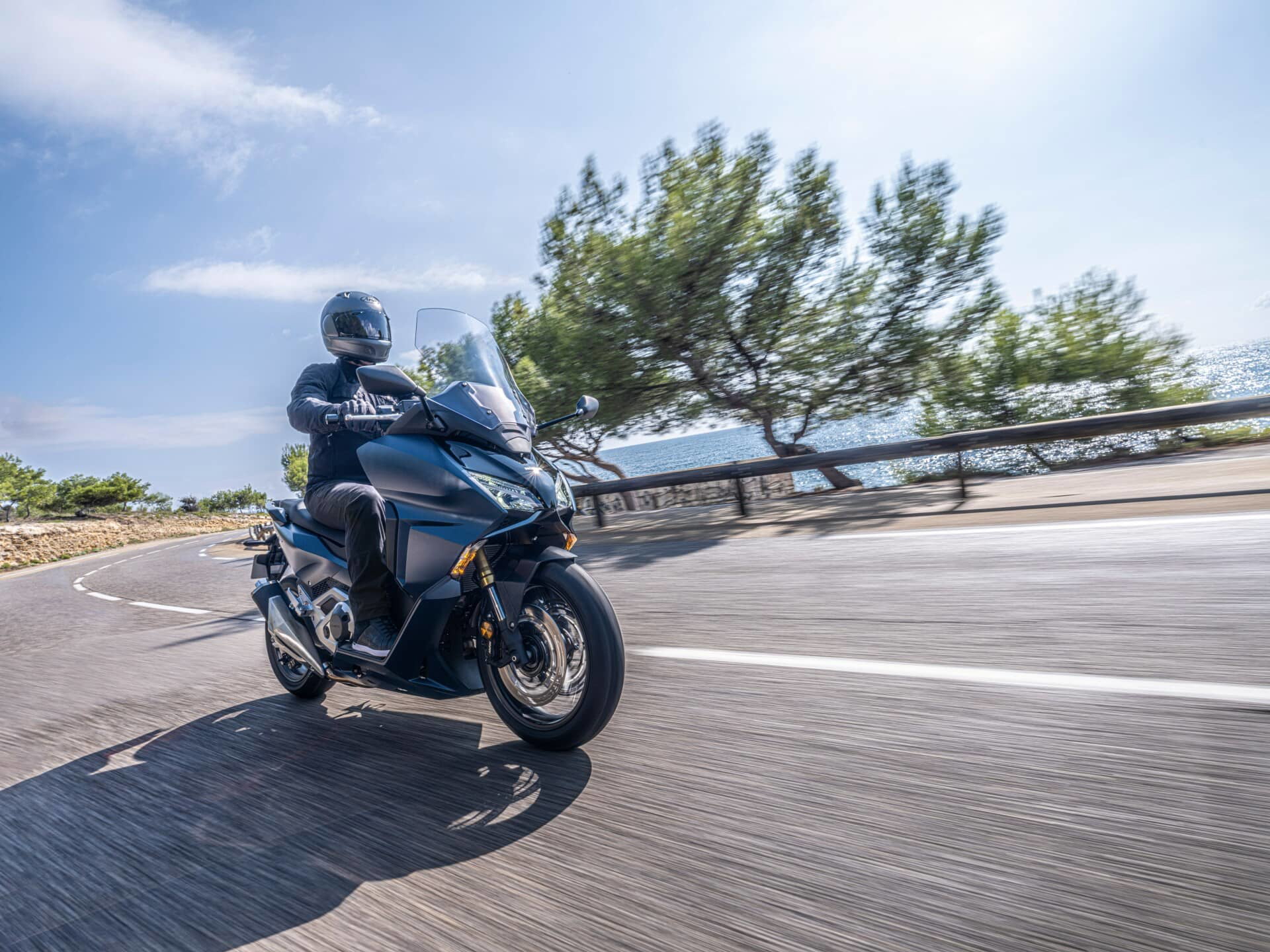 21ym Honda Forza 750