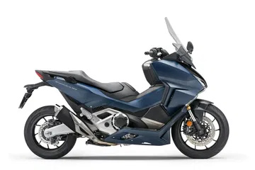 21ym Honda Forza 750