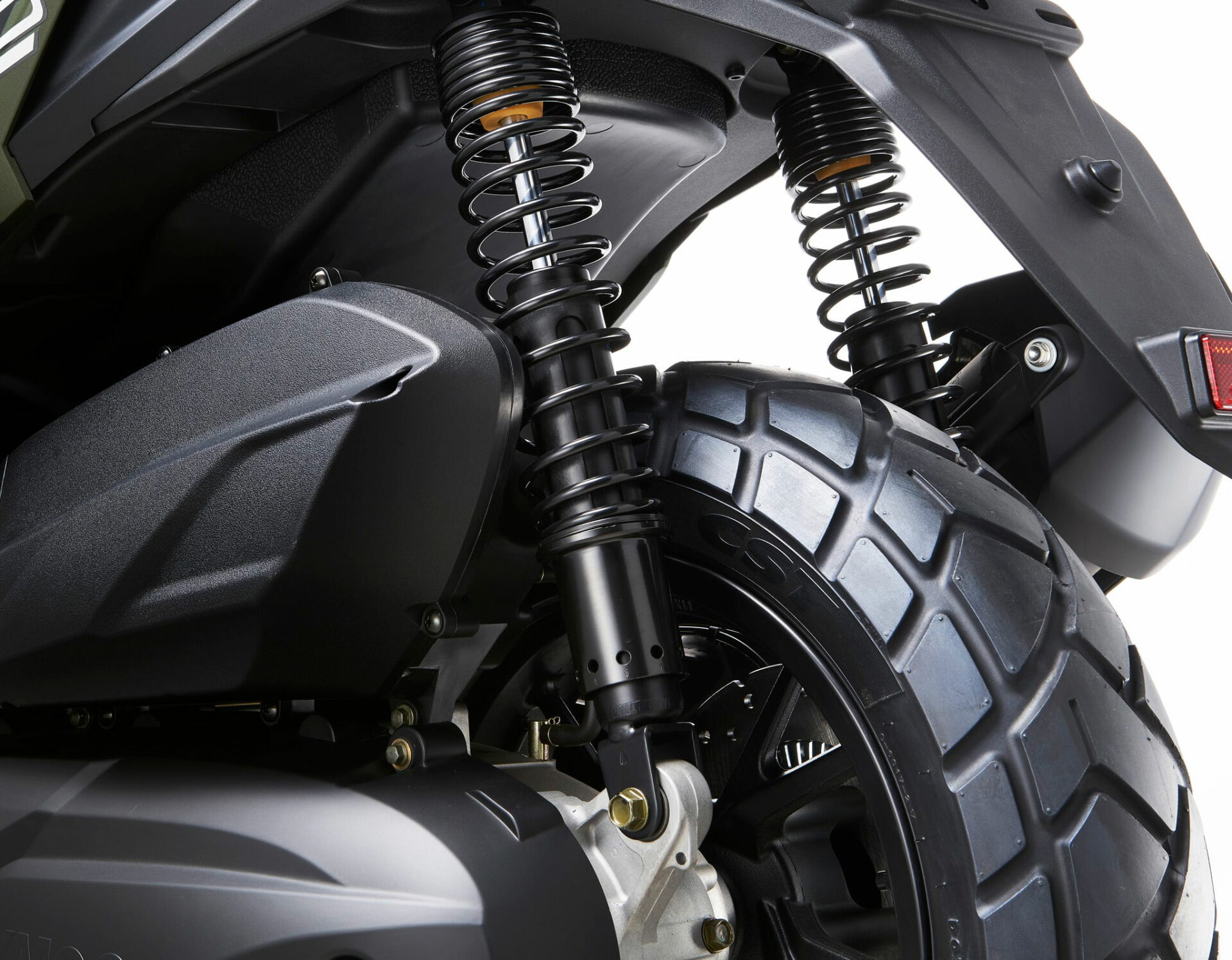 Kymco Dtx 125 Eje Trasero 1