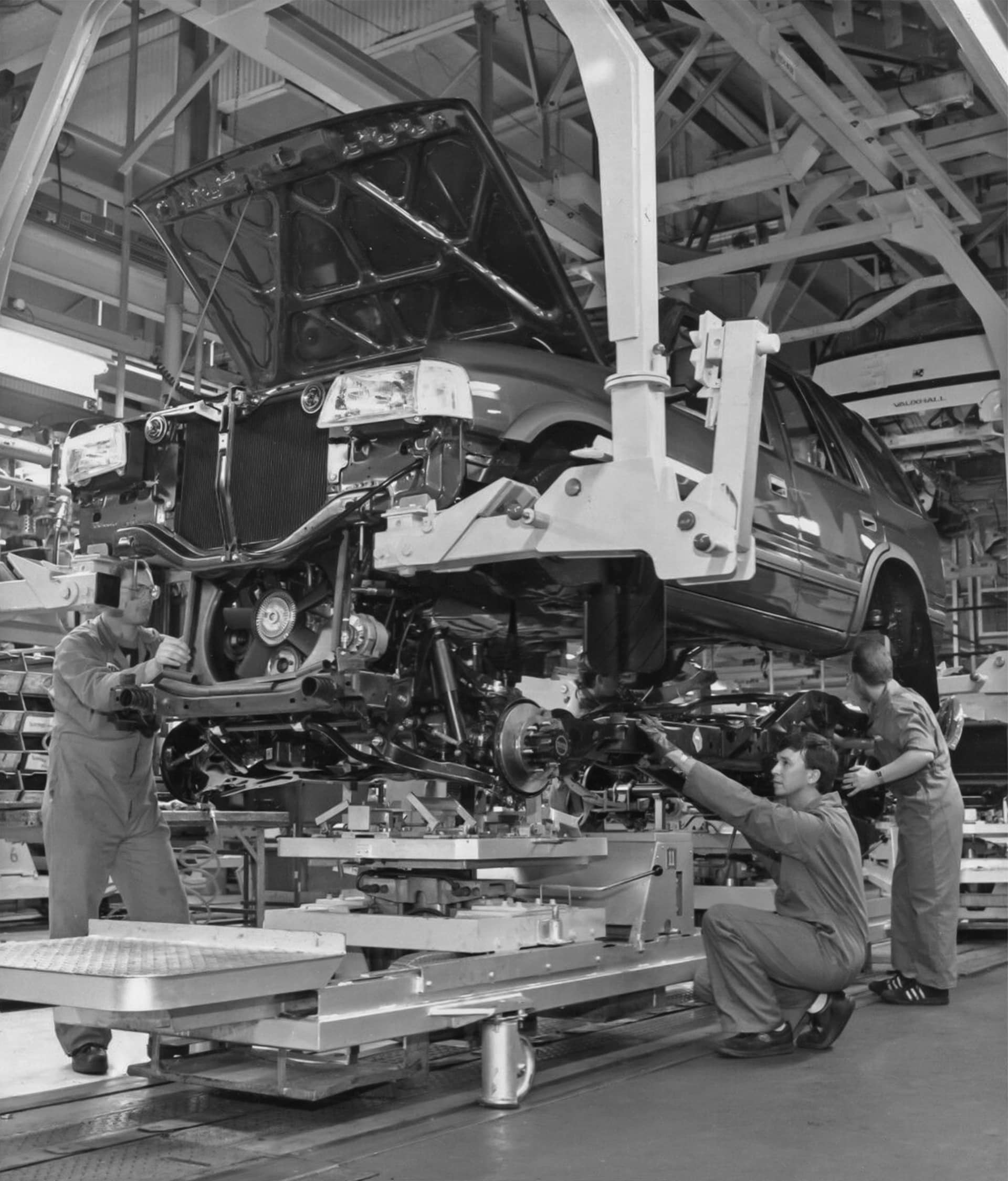 Opel/vauxhall Frontera Manufacturing In Luton Plant, 1992