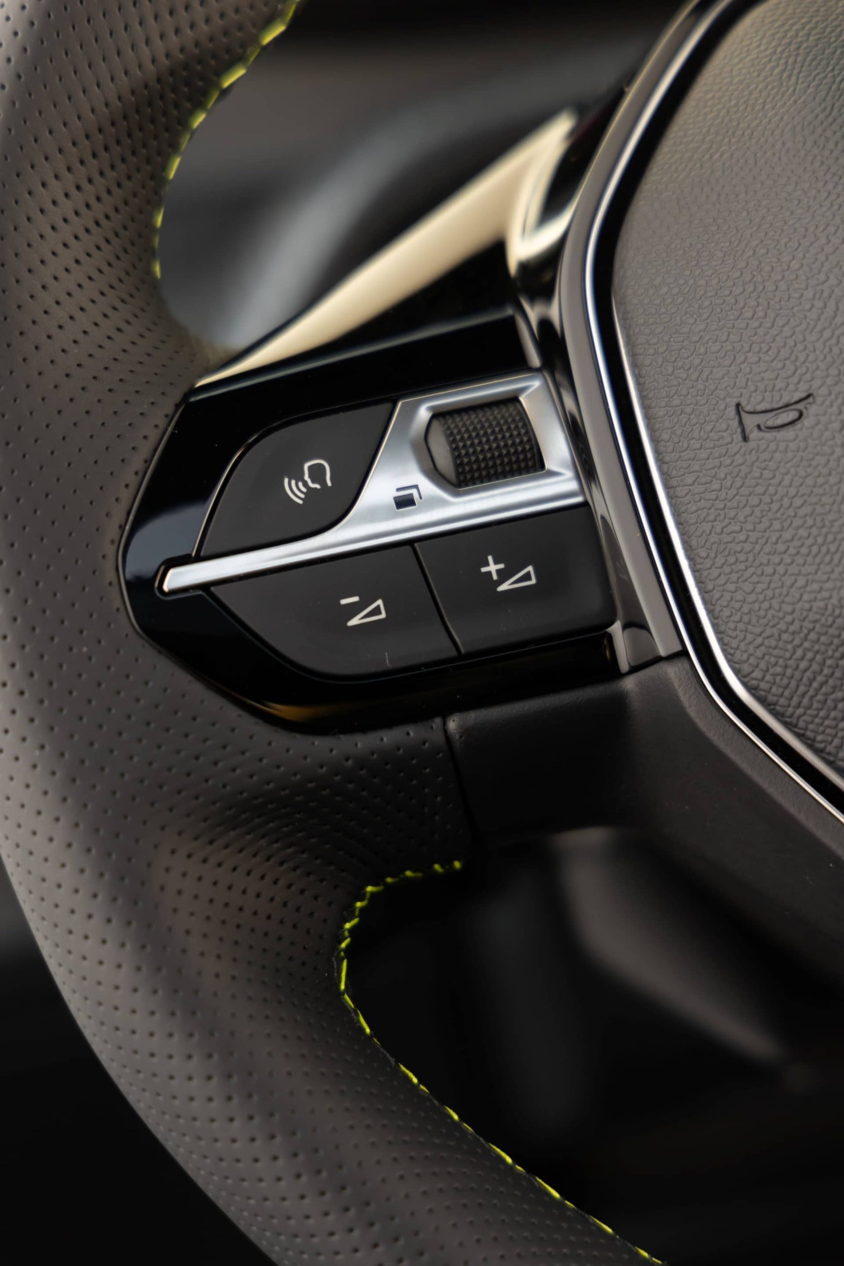 Peugeot 2008 2023 15