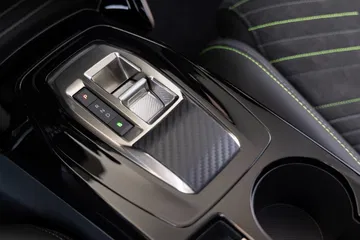 Peugeot 2008 2023 23