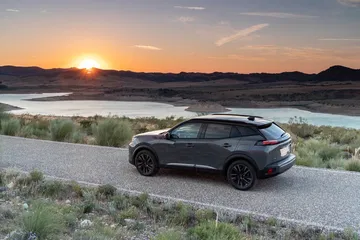 Peugeot 2008 2023 78