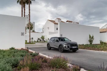 Peugeot 2008 2023 95