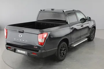 Ssang Yong Musso Sports 2023 16