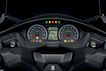 Suzuki Burgman 400 2023 14