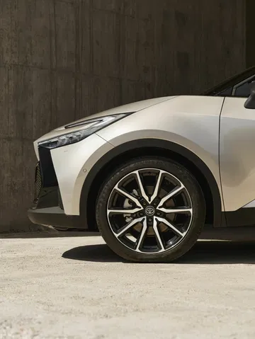 Toyota C Hr 2024 11