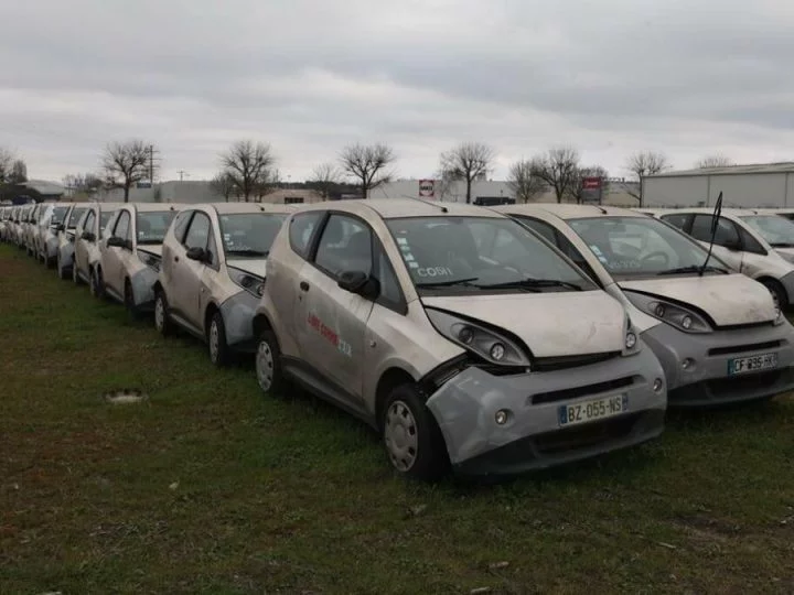 vehiculos-electricos-abandonados-china-649b2b75c8964-720x540.webp